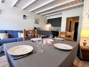 **Duplex Rénové en Frond de Neige avec Terrasse et Equipements Modernes** - FR-1-165A-179